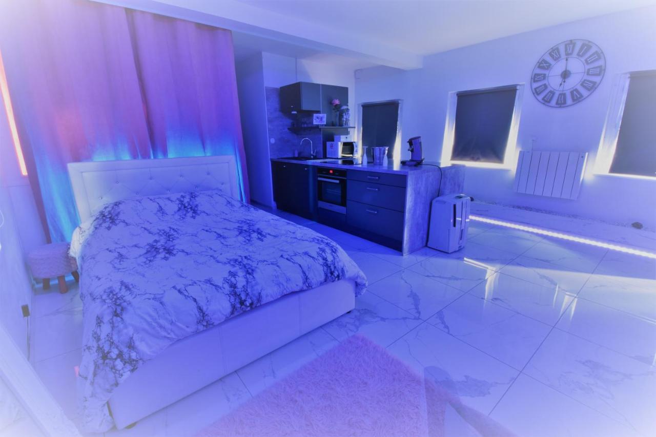 Apartment Jacuzzi Romantique 15 Min Etretat 1 Fecamp
